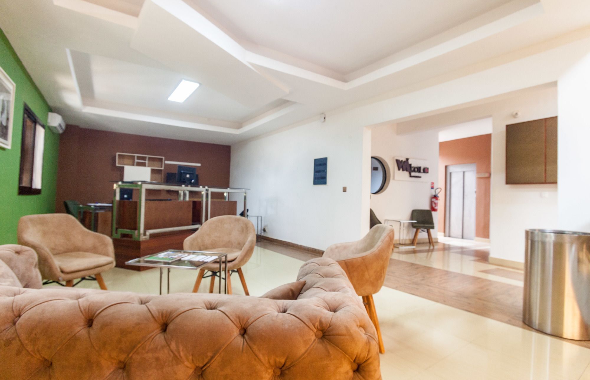 Wakola Hotel Cheikh Anta داكاغْ المظهر الخارجي الصورة